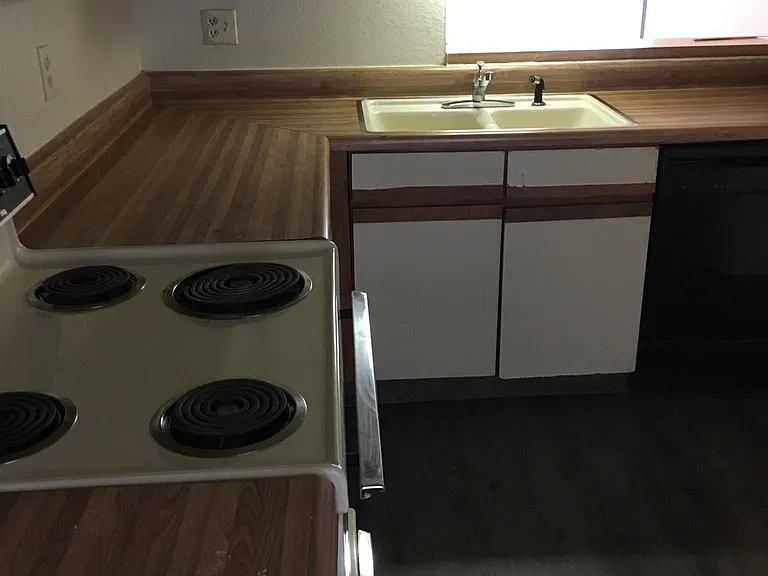 624 W Collins St #624 — Photo 9