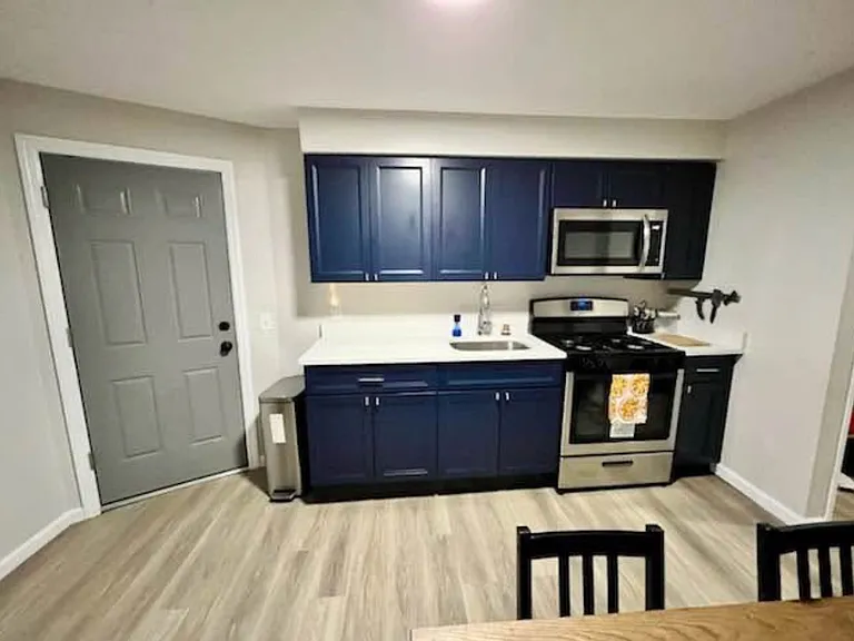 40 Honiss St #2 — Photo 1