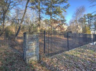 216 Shadowlawn Rd SE, Marietta, GA 30067