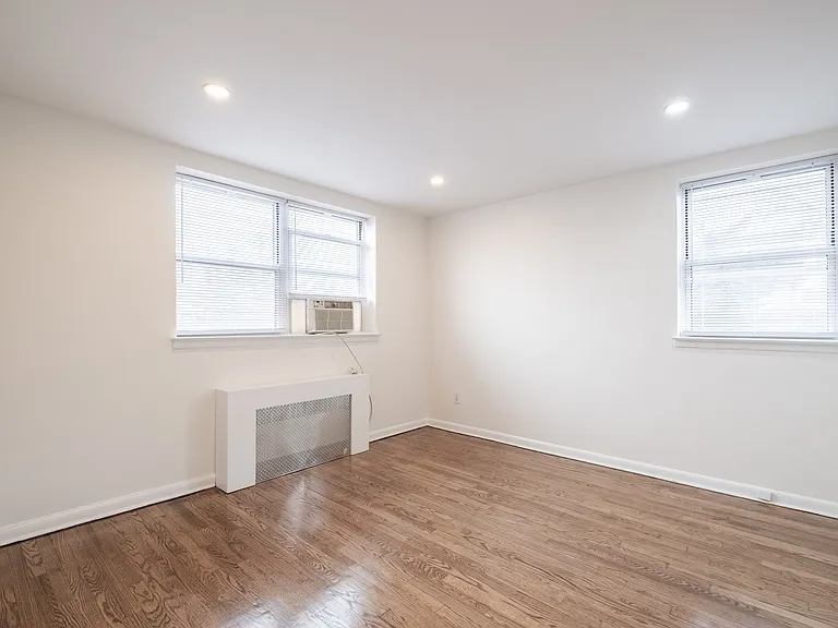 59-61 Brighton Ave #20 — Photo 5