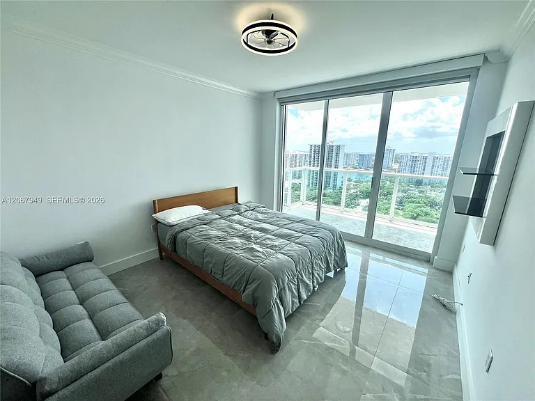 3201 NE 183rd St #2305 — Photo 31