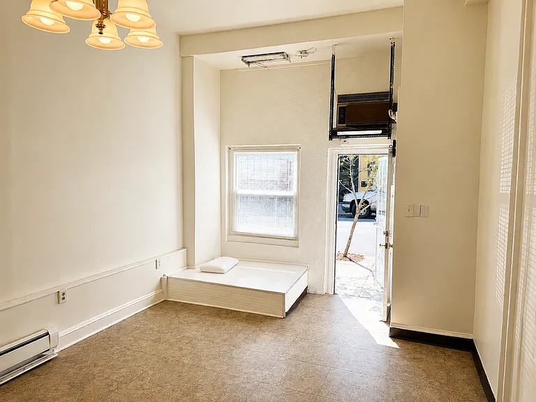 123 S 60th St #1 — Photo 7