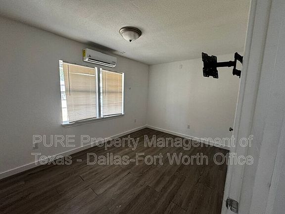 4th image of 2223 Jb Jackson Jr Blvd #A4
