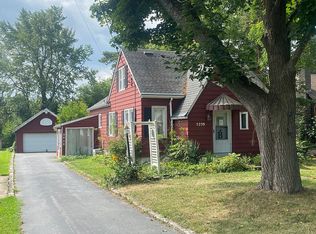 5239 Genesee St, Bowmansville, NY 14026