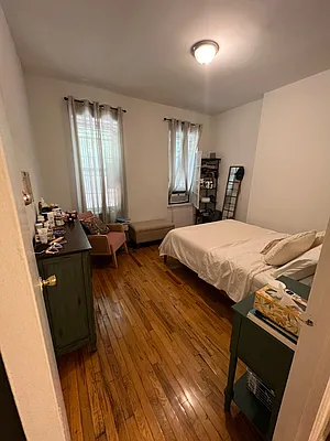 Rented by CitySites Real Estate Group | media 7