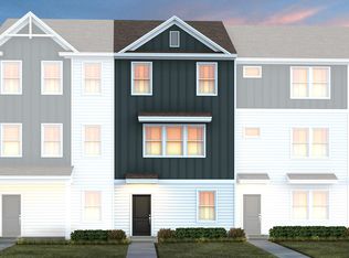 907 Fearless Dr, Durham, NC 27703