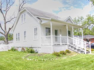 1446 Selleck St, Crete, IL 60417