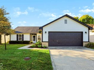 203 E Pine Ridge Dr, Westfield, IN 46074