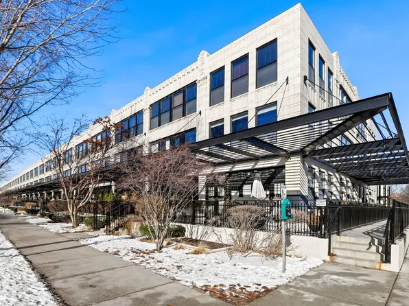 1000 W 15th St Unit 334, Chicago, IL 60608