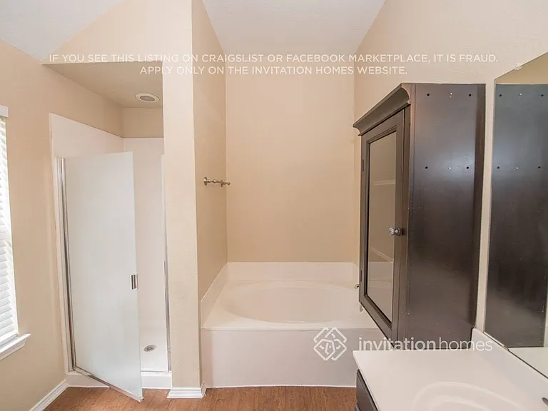 7704 Cresswell Dr — Photo 16