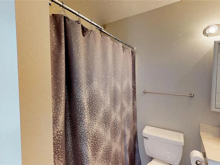 Sierra Vista Apartments — Photo 62