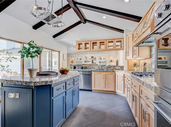 1904 Harkness St, Manhattan Beach, CA 90266