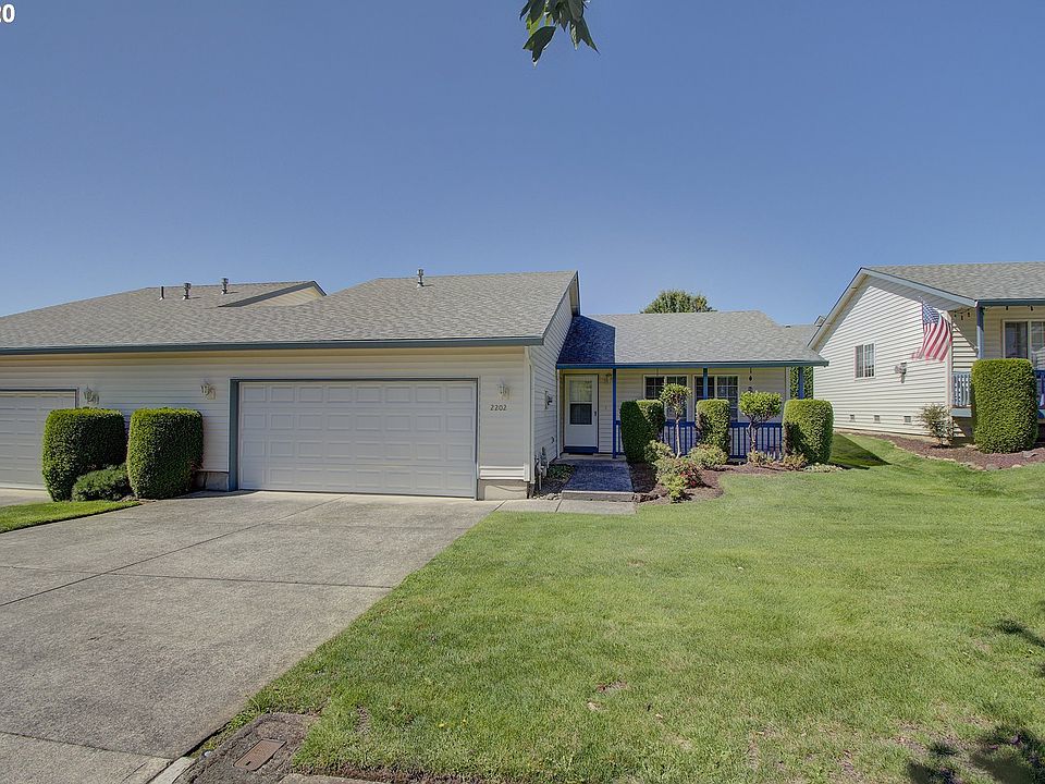1st image of 2202 NE 79th Ave