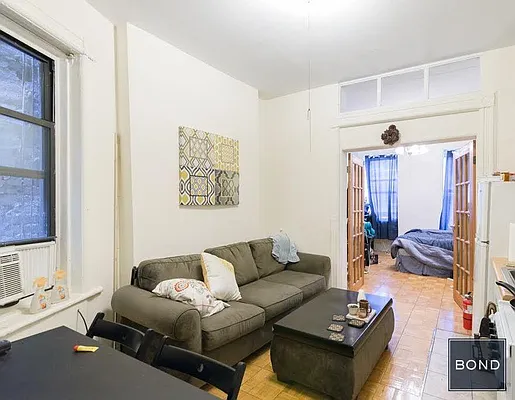 Rented by Bond New York | media 9