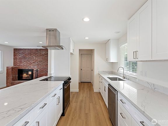 5th image of 1464 S 303rd Street