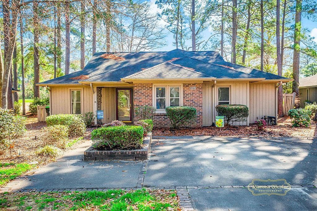 125 Mayberry Ln.