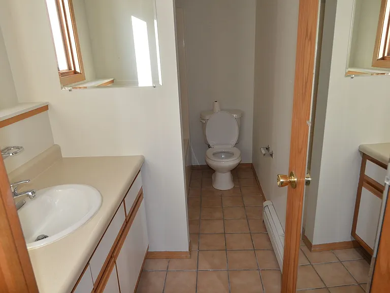214 Spruce St #A-D — Photo 11