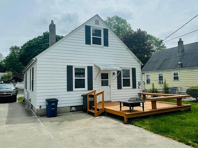 4327 Harvest Ln — Photo 13