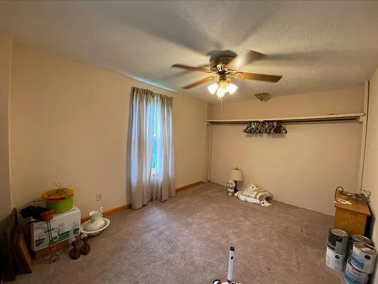 236 N Pike St — Photo 17