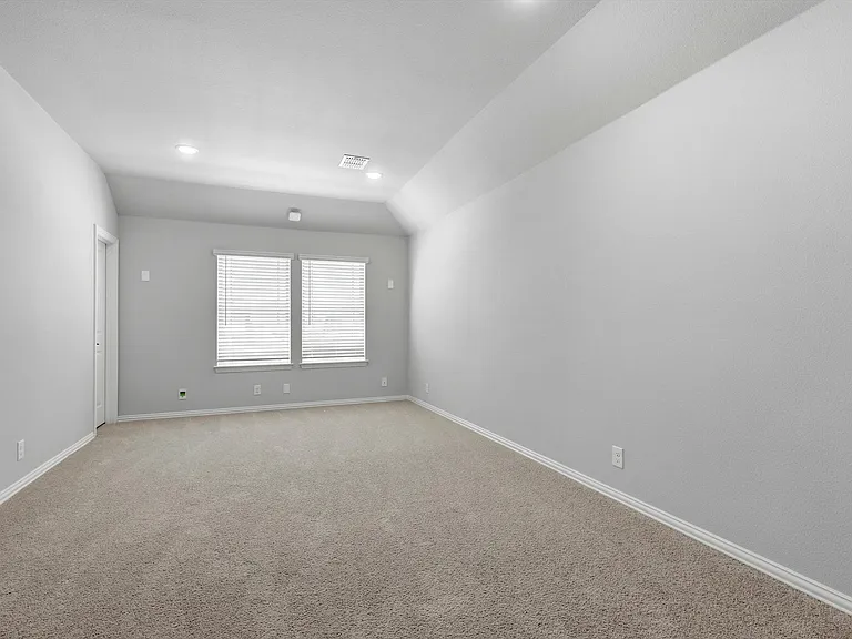 833 Daisy Corner Dr — Photo 11