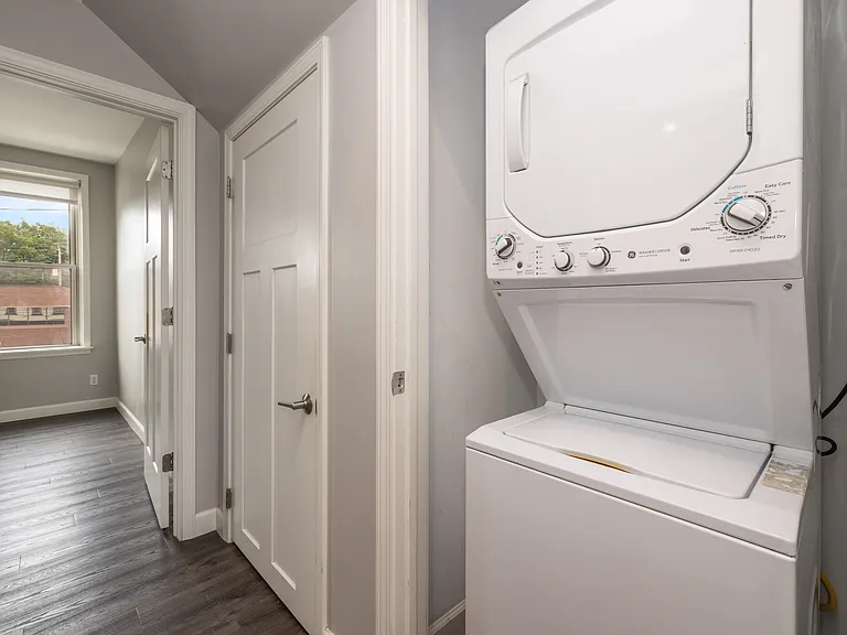 920 S 2nd St #202 — Photo 10