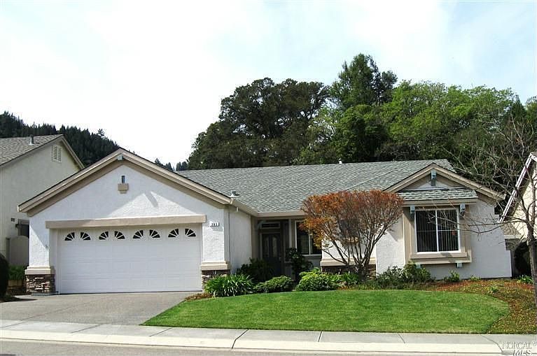 1st image of 203 Moulton Ct