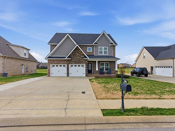 3rd image of 5025 Lady Thatcher Dr