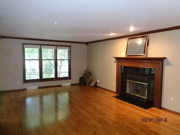 3rd image of 1818 Dancing Dunes Dr