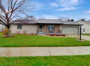 804 Edwards St, Monticello, IL 61856
