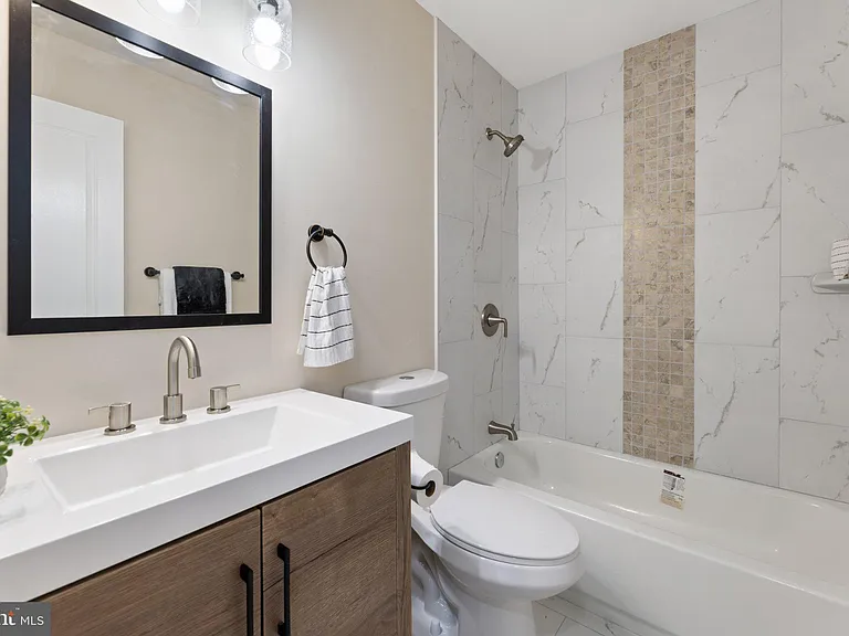 3215 Edgewood Rd — Photo 26