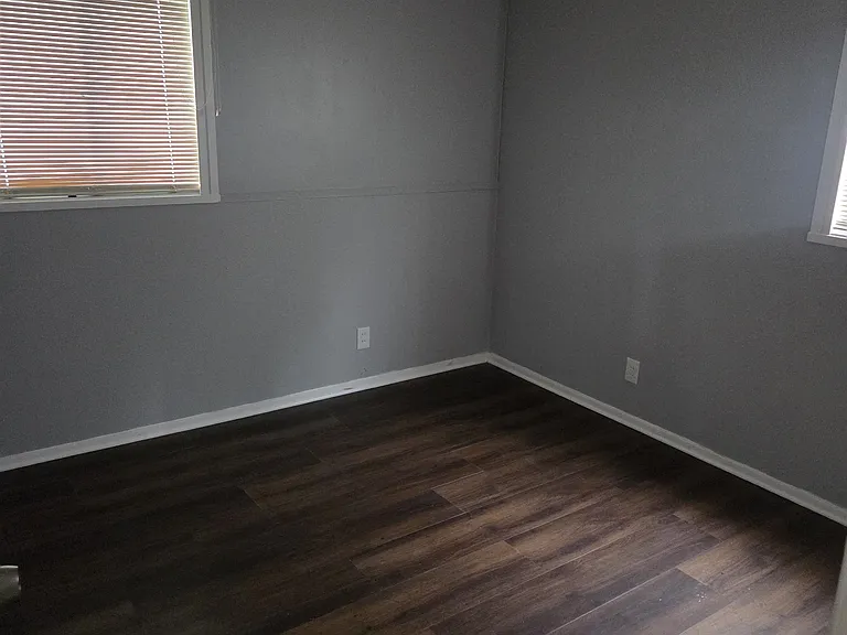 2910 Ridgewood St — Photo 7