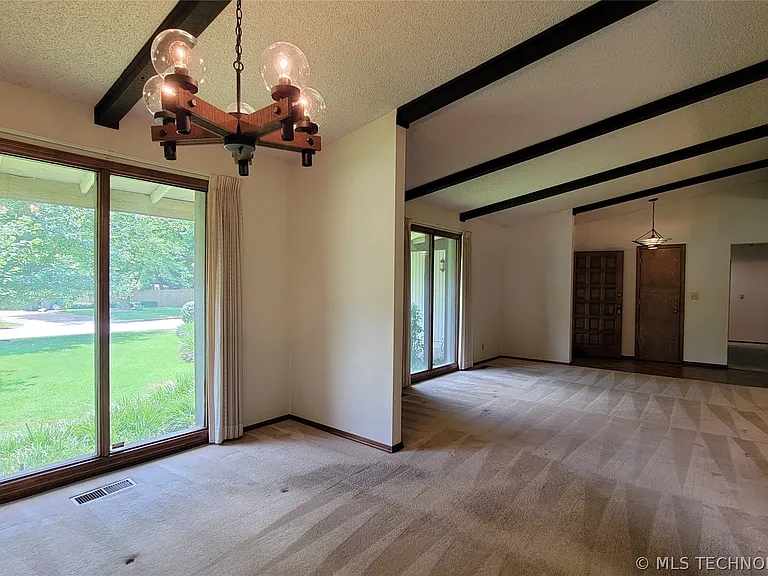4027 E 82nd Pl — Photo 10