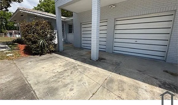1400 Yale St S — Photo 2