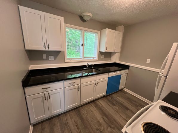 154 Amherst Rd #1