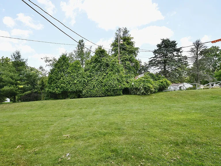 427 Manor Rd #3 — Photo 27