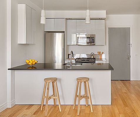 1st image of 550 W 54th St APT 1409