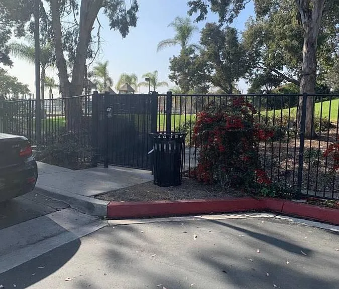 1235 Aguirre Dr — Photo 8