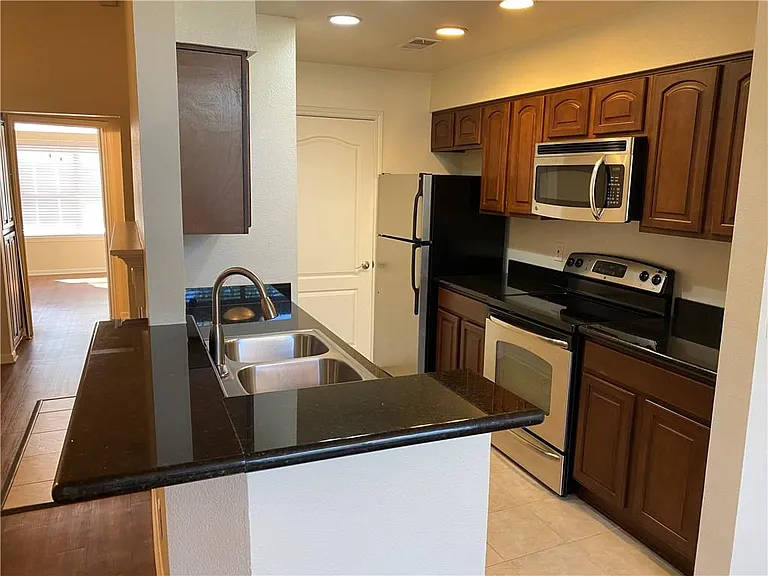 6000 Shepherd Mountain Cv #2211 — Photo 12