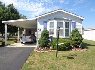23 Lavender Ln, Buffalo, NY 14225