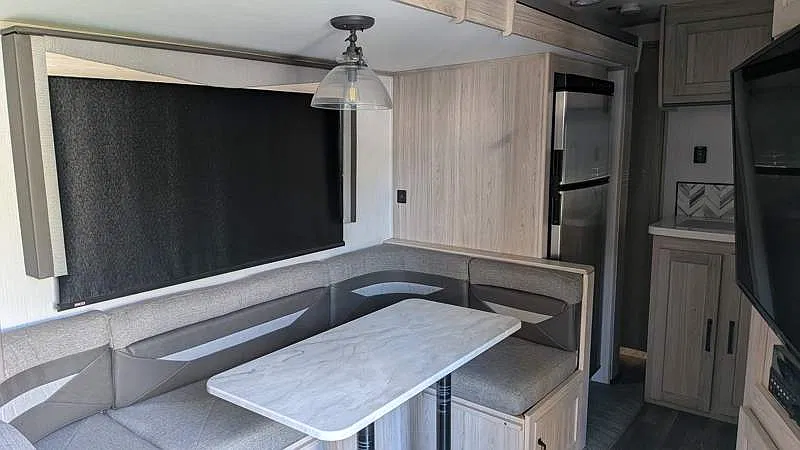 2 bed, $850 — Photo 3