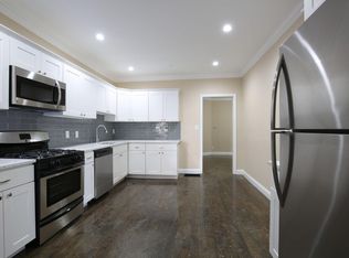 240 Paris St, Boston, MA 02128