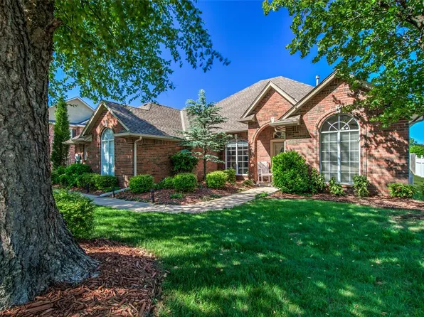 3608 Equestrian Ct, Edmond, OK 73034