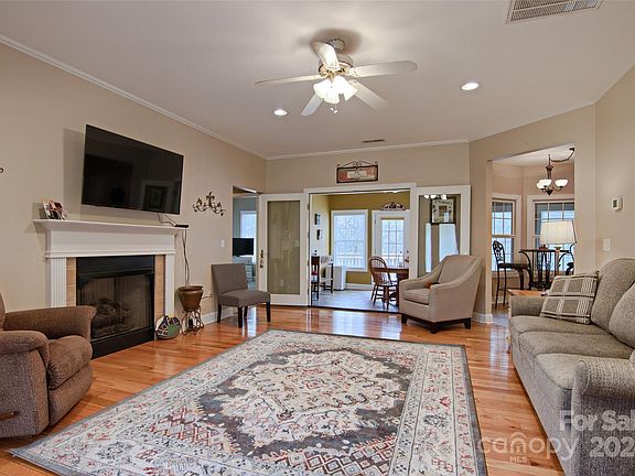 2nd image of 485 Triple Creek Dr #21/29