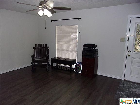4th image of 3321 Mayfair Dr