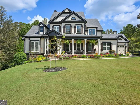 395 Beaumont Farms Dr, Sharpsburg, GA 30277