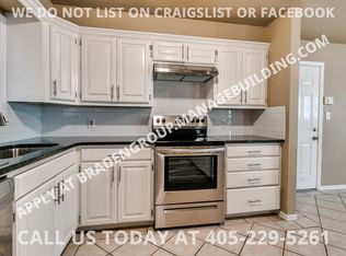 5625 Norman Rd, Warr Acres, OK 73122