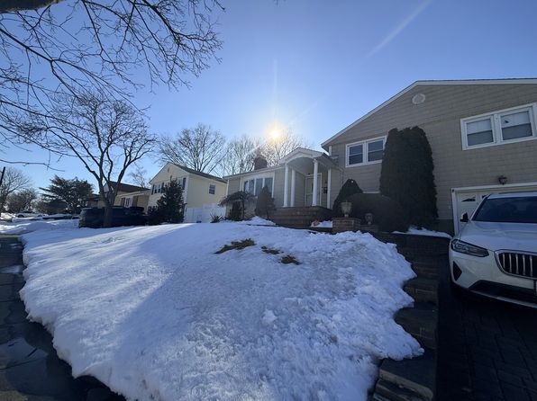 (undisclosed Address)