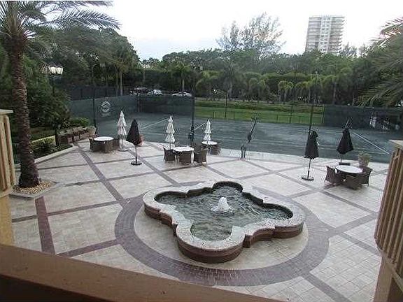 3rd image of 1000 Island Blvd #2103