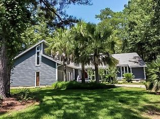 104 Castleway Ln, Goose Creek, SC 29445