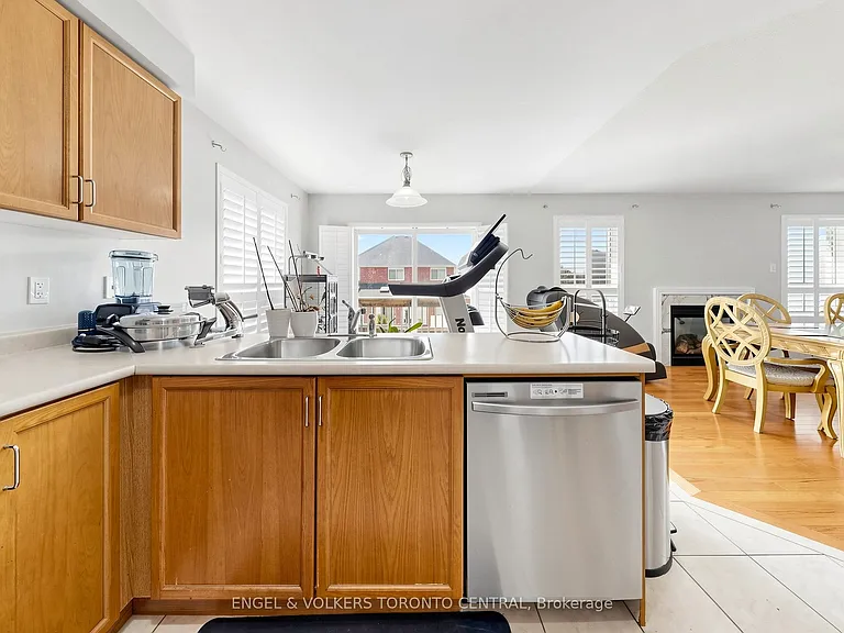 1628 Pennel Dr — Photo 18